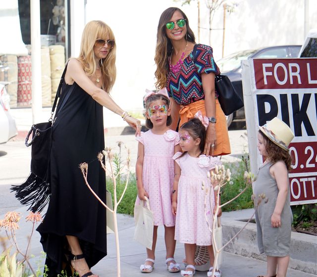 Ciało Rachel Zoe wróciło do kościstej normy (FOTO)