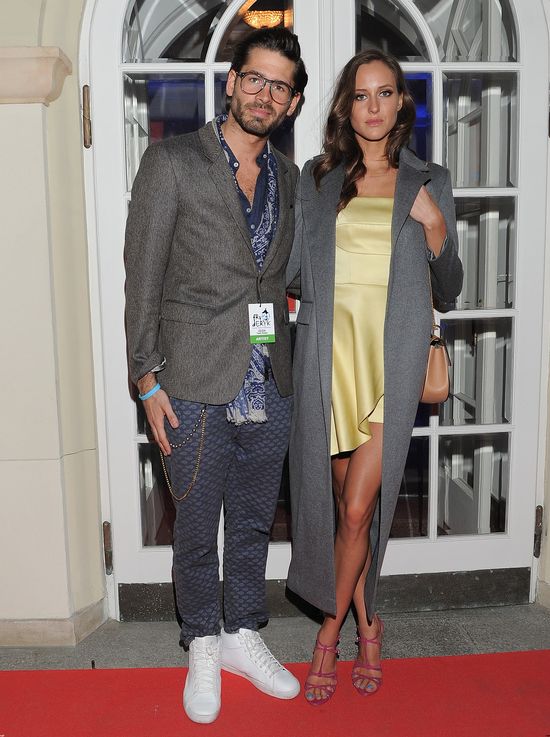 To, że była modelką, nie ma dla niego dużego znaczenia (FOTO)