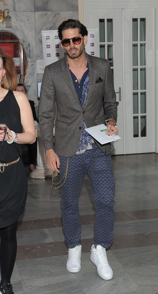 To, że była modelką, nie ma dla niego dużego znaczenia (FOTO)