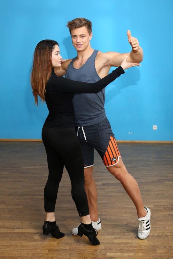 Rafał Jonkisz pod partnerką na treningu do Tańca z gwiazdami