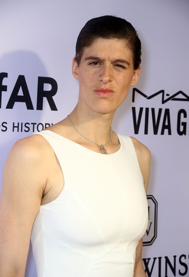 Rain Dove Dubilewski - zawsze myślała, że jest brzydka