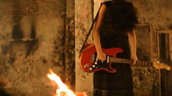 Ramona Rey jako bezdomna (VIDEO)