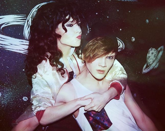 Ramona Rey jak Bella z sagi Zmierzch (FOTO) Ramona Rey jak Bella z sagi Zmierzch (FOTO)