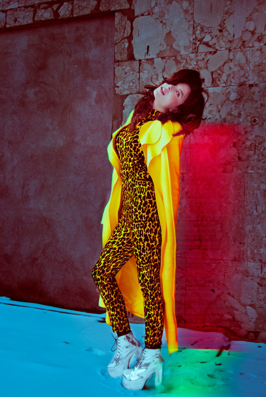 Ramona Rey przegania zimę (FOTO) Ramona Rey przegania zimę (FOTO)