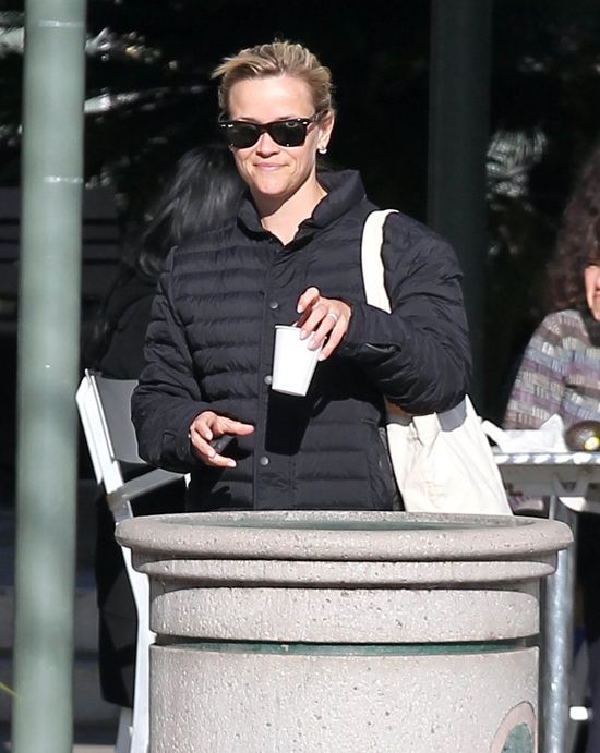 Reese Witherspoon zaliczyła wpadkę na stacji benzynowej FOTO