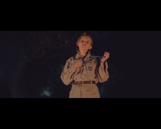 Całujące się harcerki kłują w oczy ZHP [VIDEO]