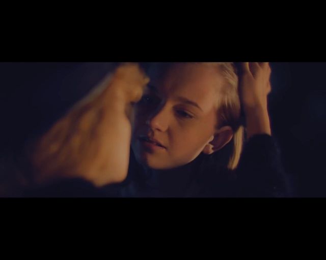 Całujące się harcerki kłują w oczy ZHP [VIDEO]