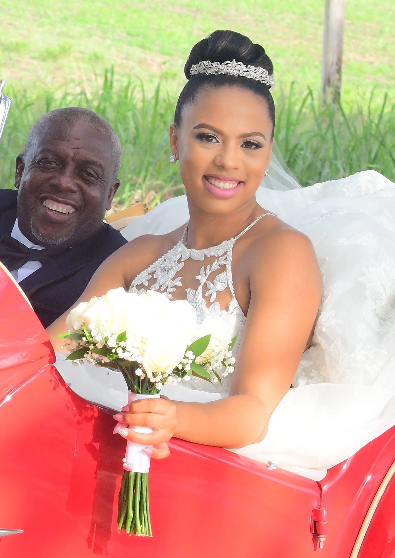 Mamy zdjęcia Rihanny ze ŚLUBU jej przyjaciółki