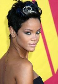 Rihanna kończy dzisiaj 26 lat (FOTO) Rihanna kończy dzisiaj 26 lat (FOTO)