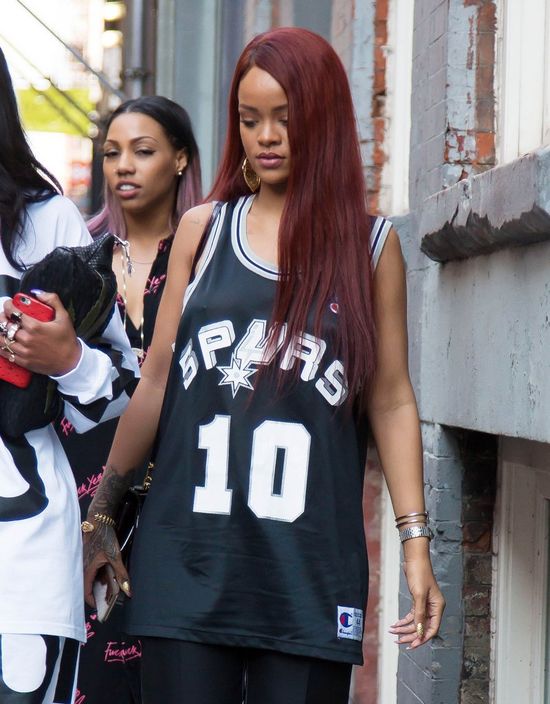 Nie uwierzysz po co Rihanna poleciała na Kubę!