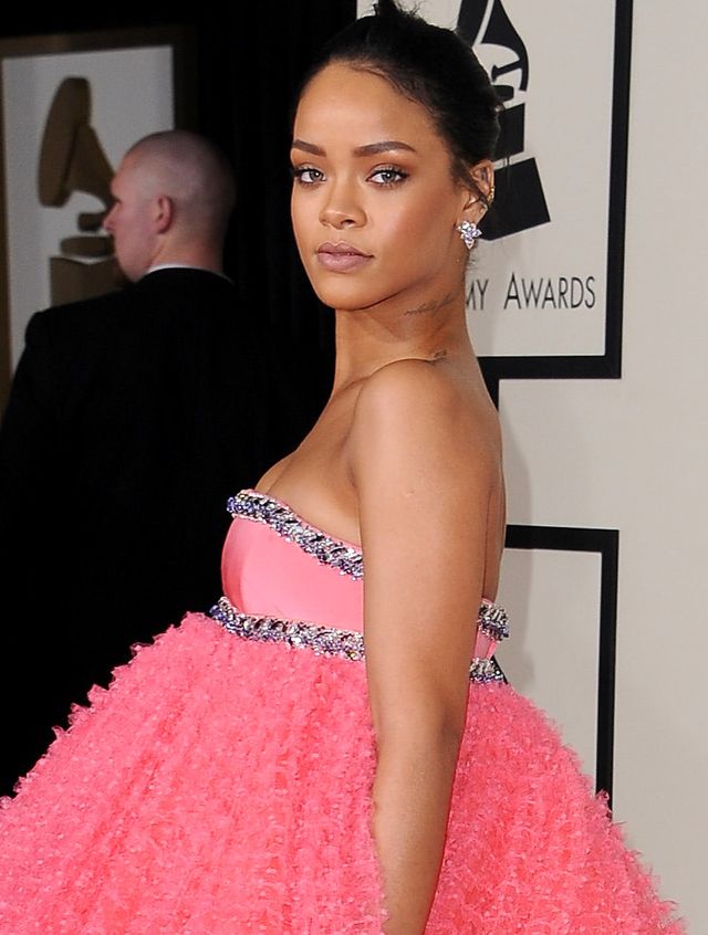Rihanna kończy 30 lat - zobaczcie, jak się zmieniała! (ZDJĘCIA) Rihanna kończy 30 lat - zobaczcie, jak się zmieniała! (ZDJĘCIA)