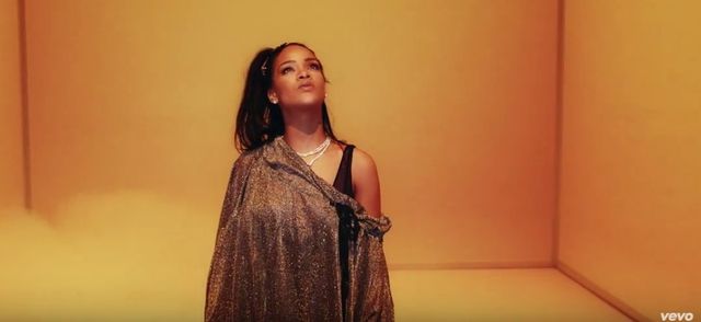 Teledysk Rihanny i Calvina Harrisa ma odwrócić uwagę od romansu Taylor?