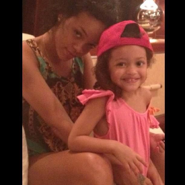 Rihanna: Moja adoptowana córka (FOTO)