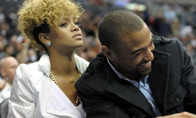 Rihanna kończy dzisiaj 26 lat (FOTO) Rihanna kończy dzisiaj 26 lat (FOTO)