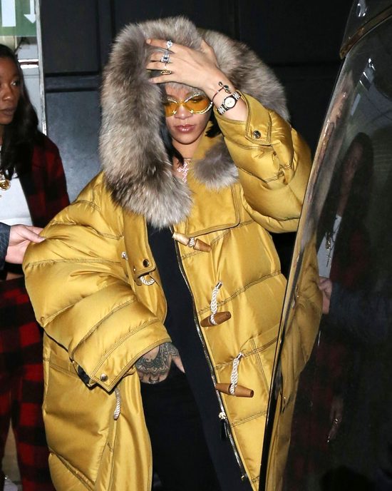 Peter Berg nakręci film o Rihannie