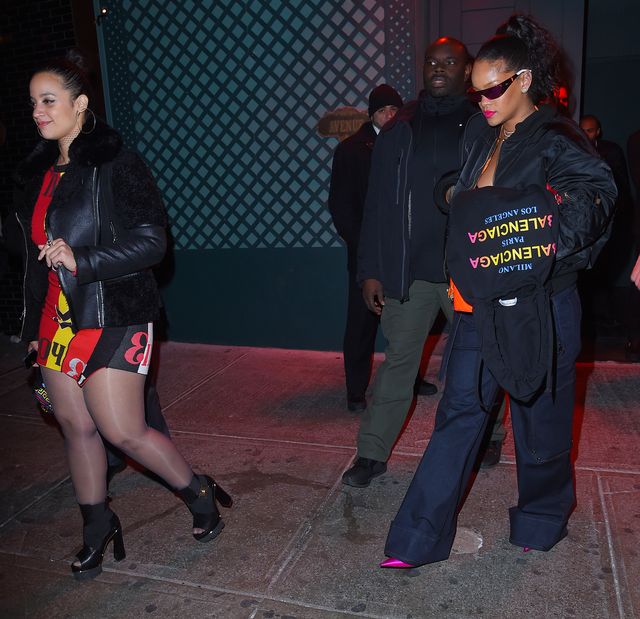 Rihanna założyła NAJBRZYDSZE spodnie świata (ZDJĘCIA)