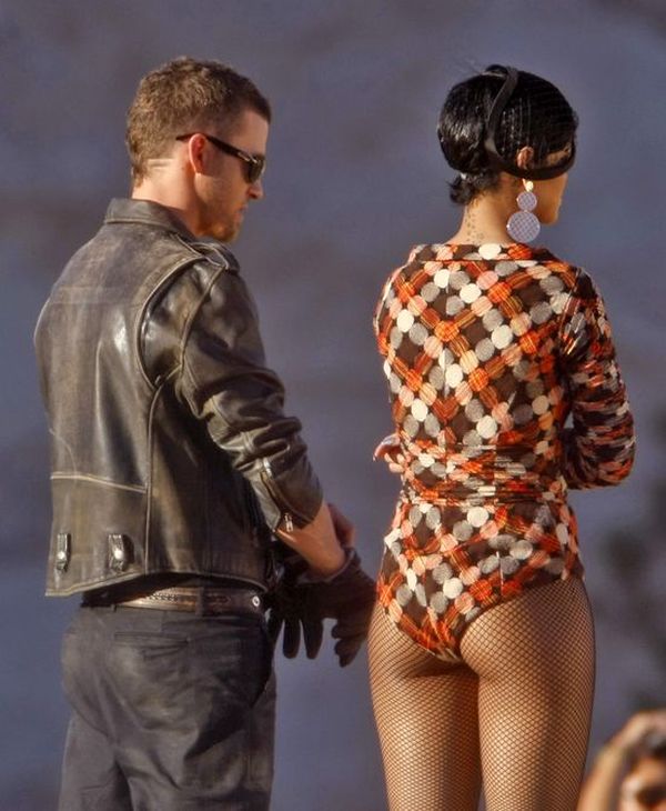 Rihanna kończy 30 lat - zobaczcie, jak się zmieniała! (ZDJĘCIA) Rihanna kończy 30 lat - zobaczcie, jak się zmieniała! (ZDJĘCIA)