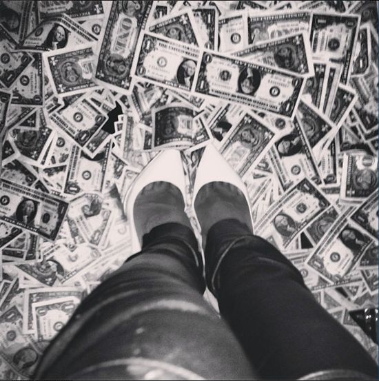 Rihanna pokazuje przekłutego sutka (FOTO) Rihanna pokazuje przekłutego sutka (FOTO)