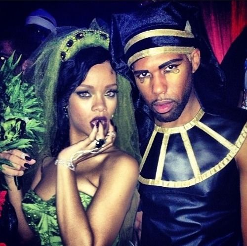 Rihanna przebrana za marihuanę (FOTO)