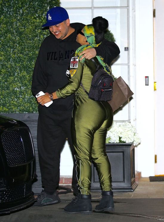 Blac Chyba i Rob Kardashian zjadają sie na oczach paparazzi