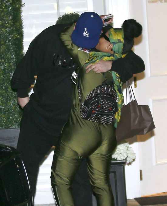 Blac Chyba i Rob Kardashian zjadają sie na oczach paparazzi