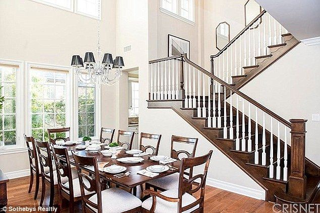 Rob Kardashian dostał od mamy dom warty 2,5 mln$! (FOTO) Rob Kardashian dostał od mamy dom warty 2,5 mln$! (FOTO)