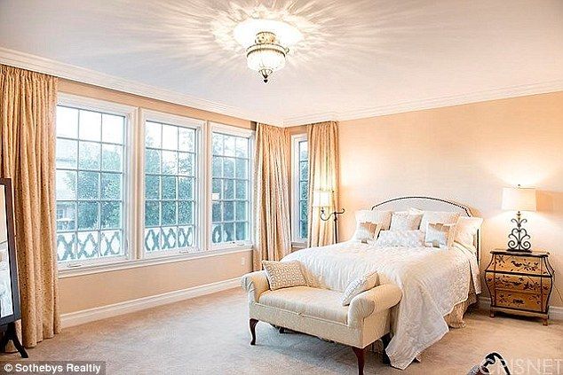 Rob Kardashian dostał od mamy dom warty 2,5 mln$! (FOTO) Rob Kardashian dostał od mamy dom warty 2,5 mln$! (FOTO)