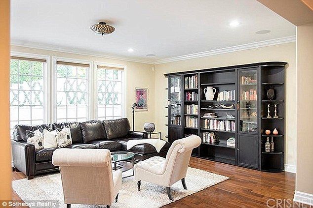 Rob Kardashian dostał od mamy dom warty 2,5 mln$! (FOTO) Rob Kardashian dostał od mamy dom warty 2,5 mln$! (FOTO)