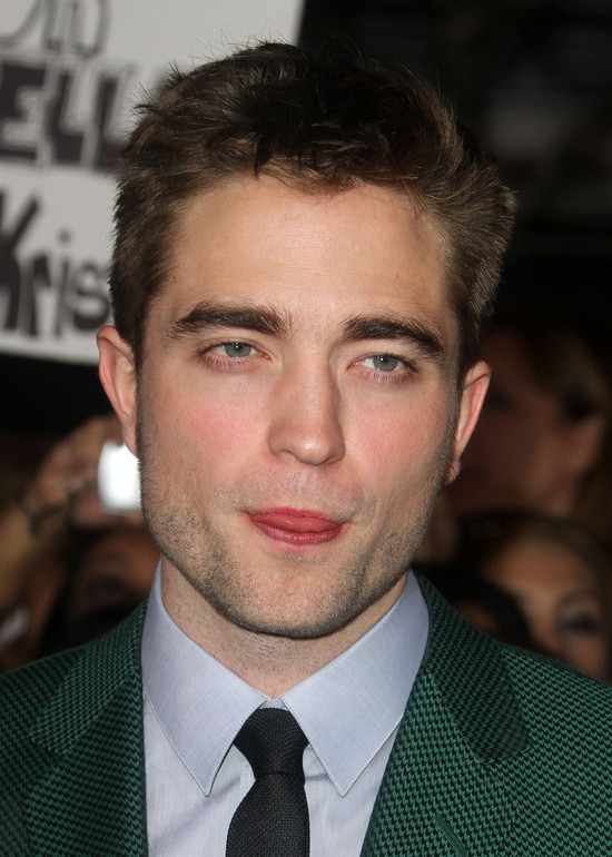 Robert Pattinson u Diora będzie całował z języczkiem Robert Pattinson u Diora będzie całował z języczkiem