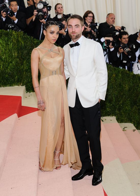 Co Kristen Stewart myśli o nowym związku Roberta Pattinsona?