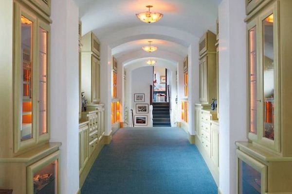 Ten aktor potrzebował w swoim domu... 12 łazienek (FOTO)