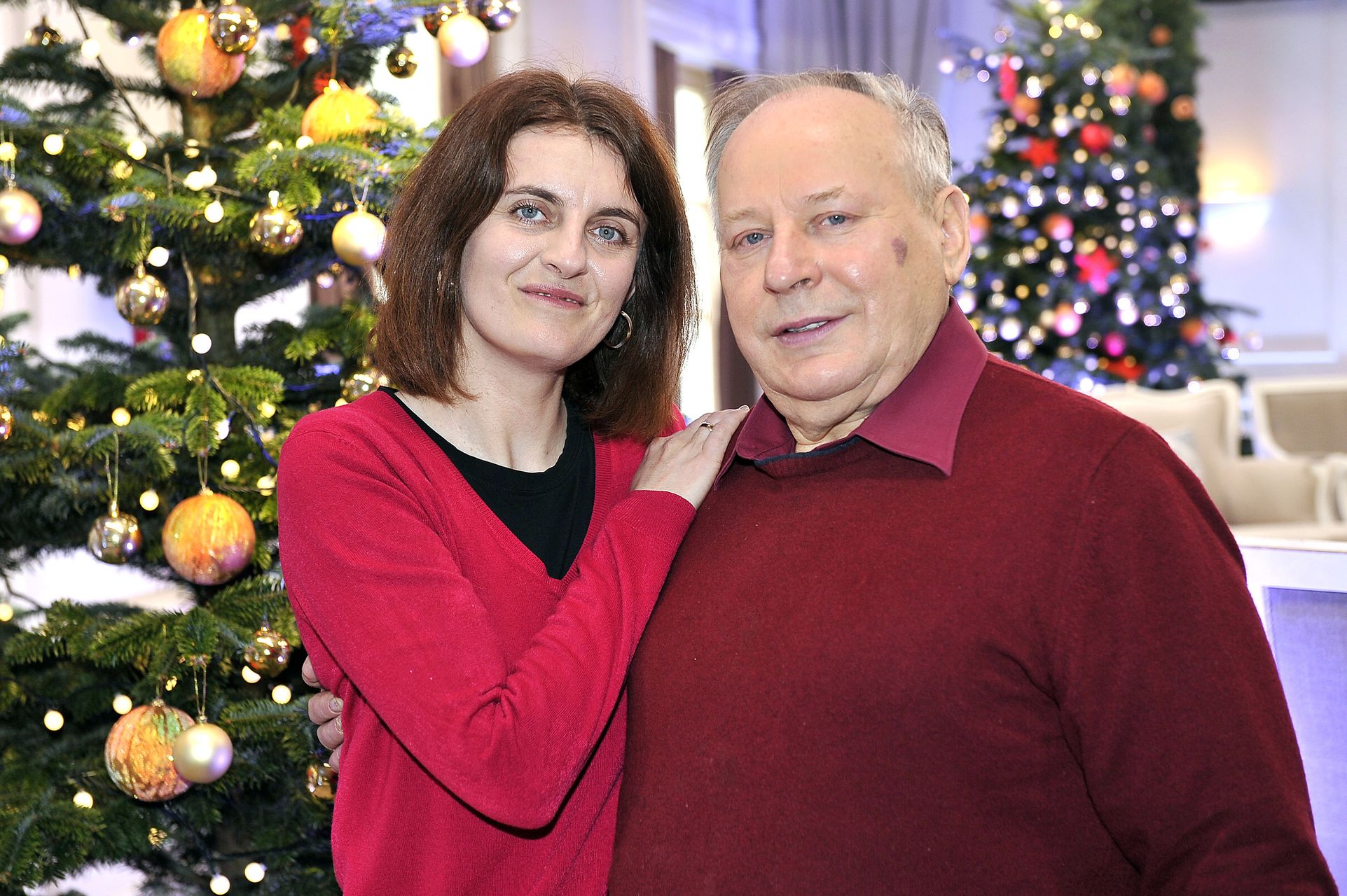 Gwiazdy Rolnik szuka żony w świątecznym odcinku - czy Agata jest w ciąży? Gwiazdy Rolnik szuka żony w świątecznym odcinku - czy Agata jest w ciąży?