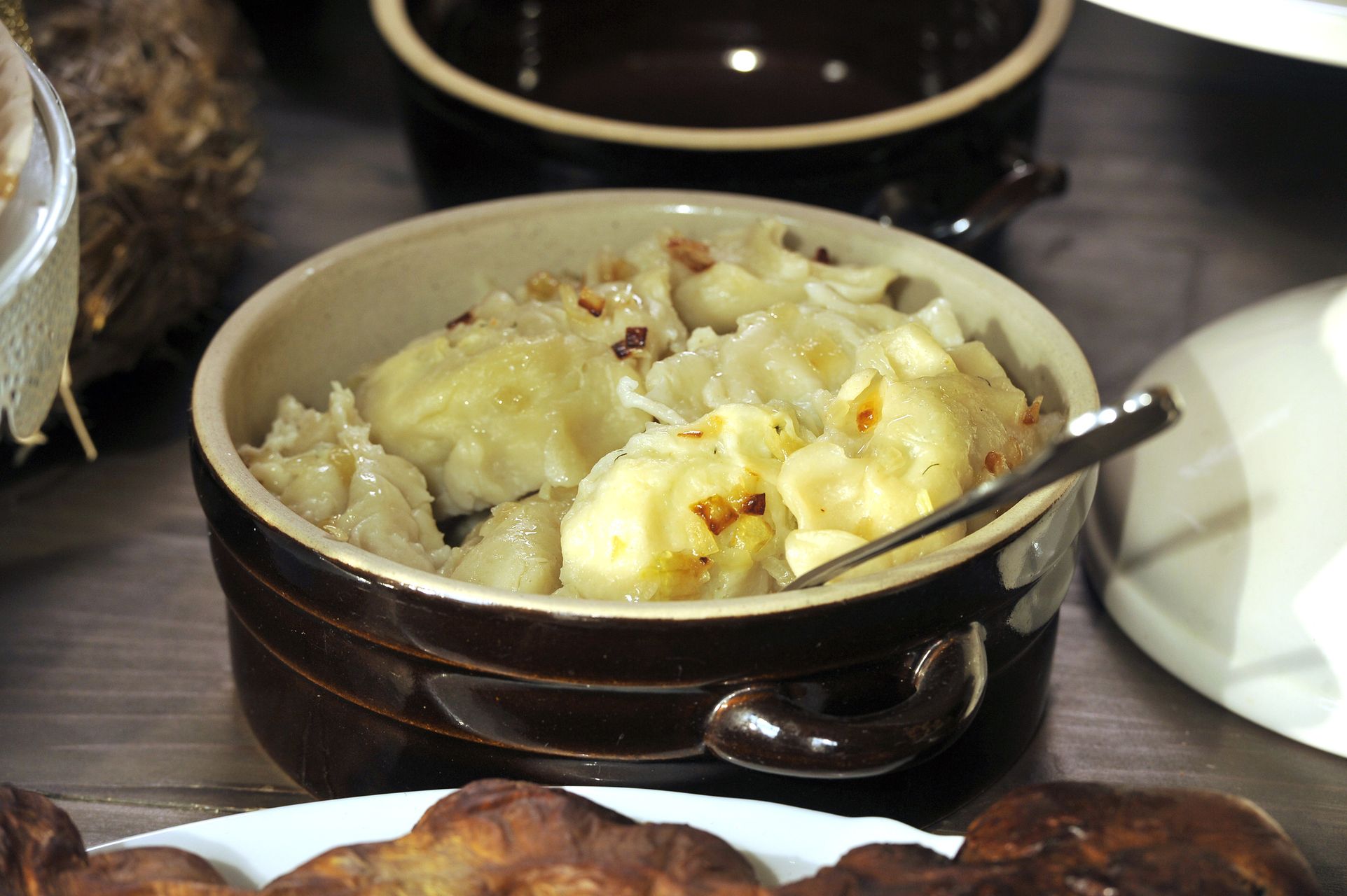 Gwiazdy Rolnik szuka żony w świątecznym odcinku - czy Agata jest w ciąży? Gwiazdy Rolnik szuka żony w świątecznym odcinku - czy Agata jest w ciąży?