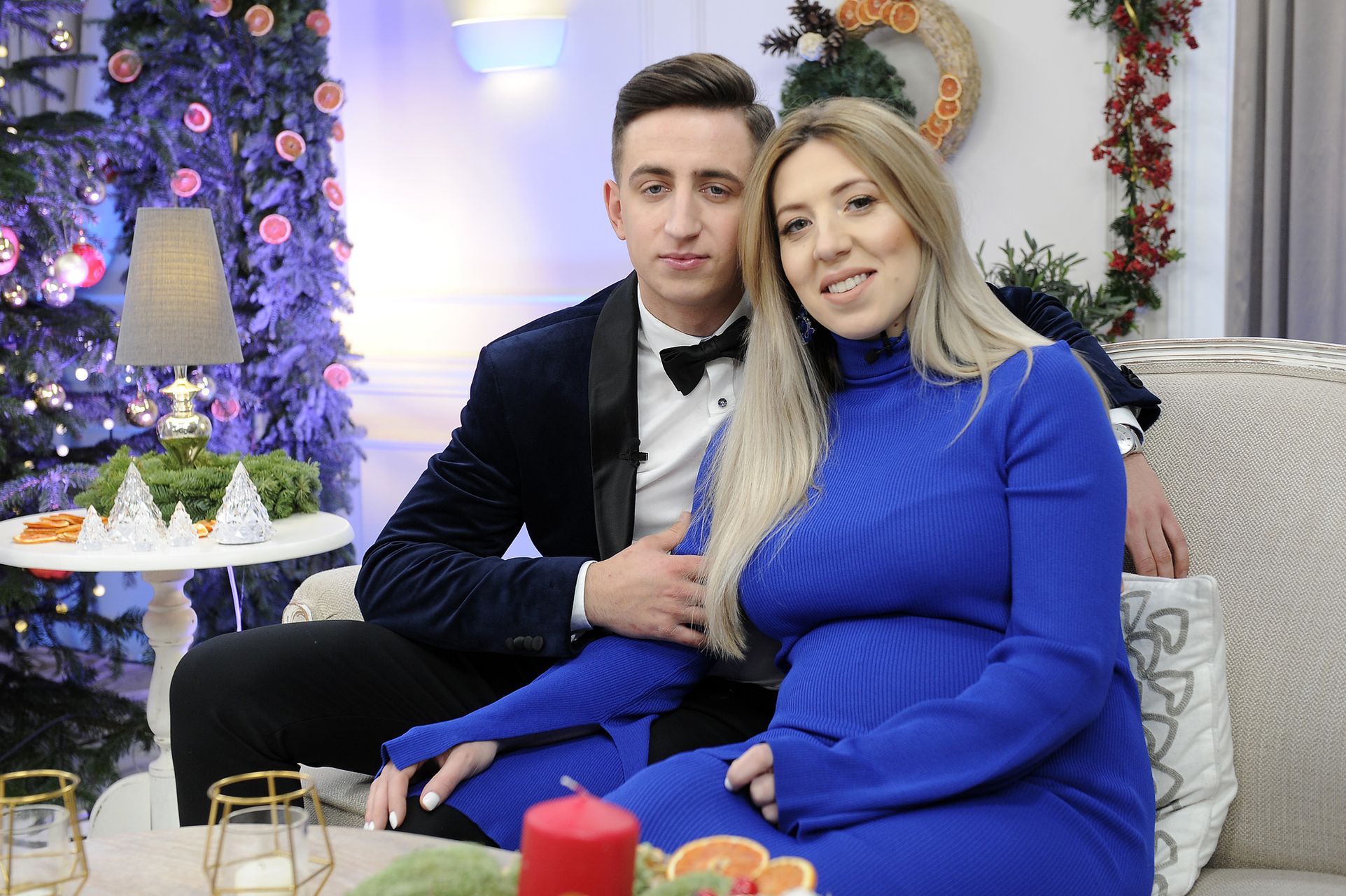 Gwiazdy Rolnik szuka żony w świątecznym odcinku - czy Agata jest w ciąży? Gwiazdy Rolnik szuka żony w świątecznym odcinku - czy Agata jest w ciąży?