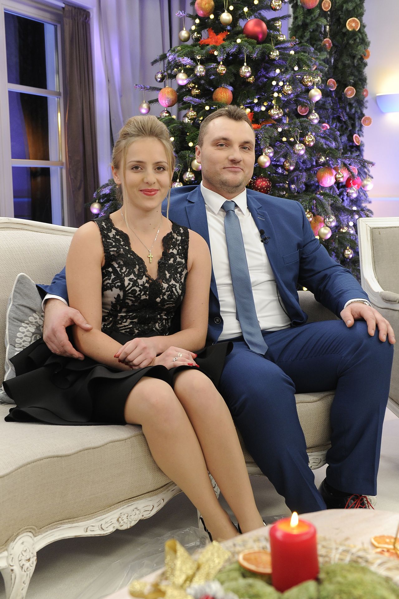 Gwiazdy Rolnik szuka żony w świątecznym odcinku - czy Agata jest w ciąży? Gwiazdy Rolnik szuka żony w świątecznym odcinku - czy Agata jest w ciąży?