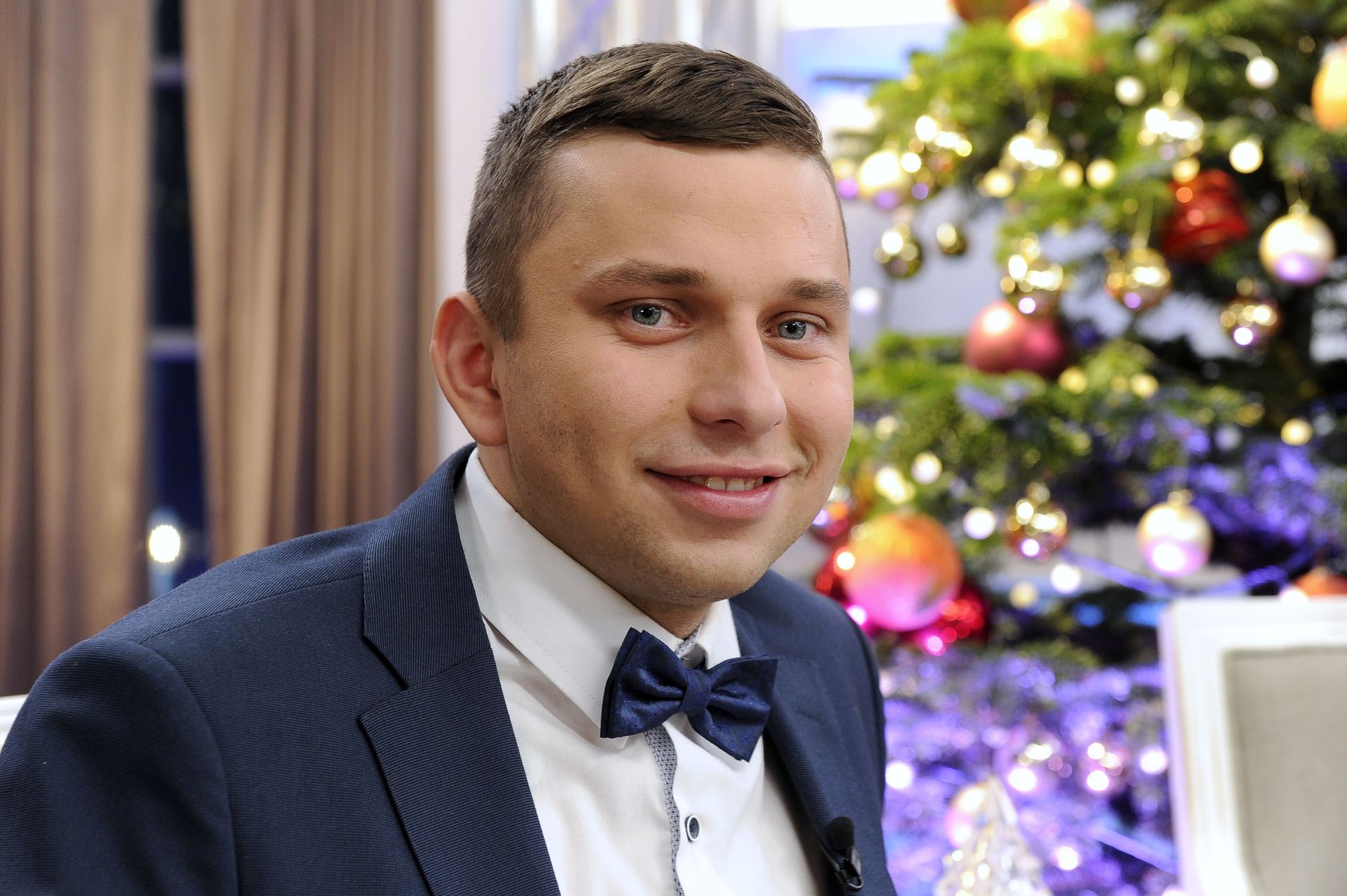 Gwiazdy Rolnik szuka żony w świątecznym odcinku - czy Agata jest w ciąży? Gwiazdy Rolnik szuka żony w świątecznym odcinku - czy Agata jest w ciąży?