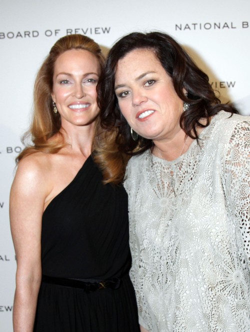 Rosie O'Donnell poślubiła swoją dziewczynę! (FOTO) Rosie O'Donnell poślubiła swoją dziewczynę! (FOTO)