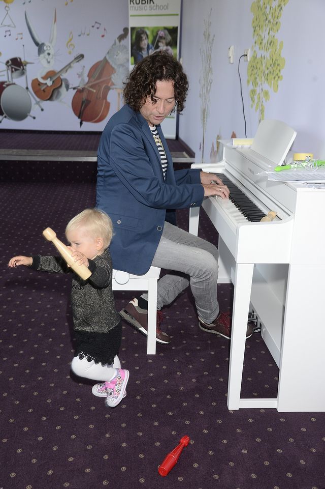 Córeczki tak śliczne, jak rodzice (FOTO) Córeczki tak śliczne, jak rodzice (FOTO)