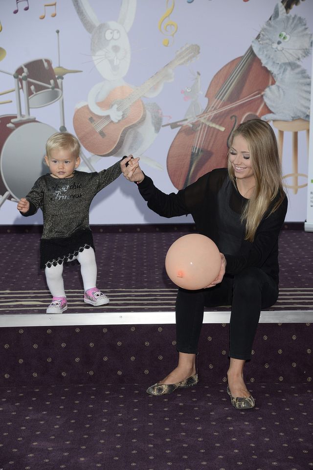 Córeczki tak śliczne, jak rodzice (FOTO) Córeczki tak śliczne, jak rodzice (FOTO)