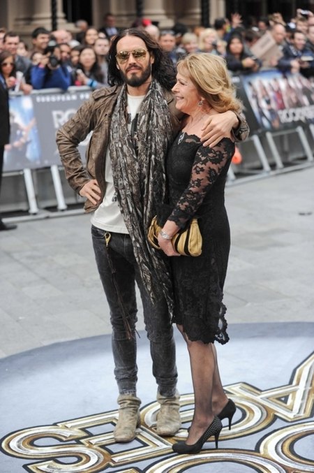 Russell Brand z kobietą swego życia (FOTO)