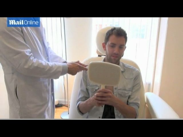 Chciał się upodobnić do Ryana Goslinga (FOTO) Chciał się upodobnić do Ryana Goslinga (FOTO)