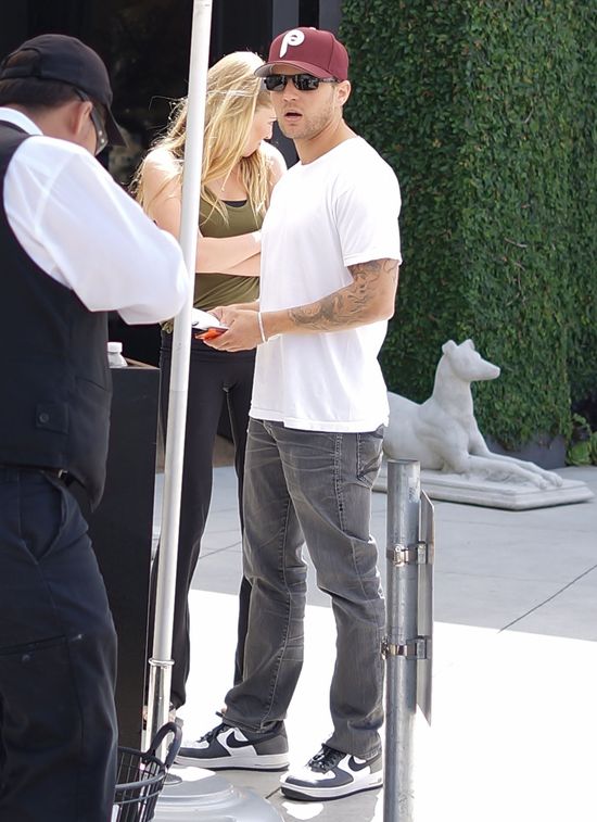 Ryan Phillippe i jego dziewczyna z camel toe