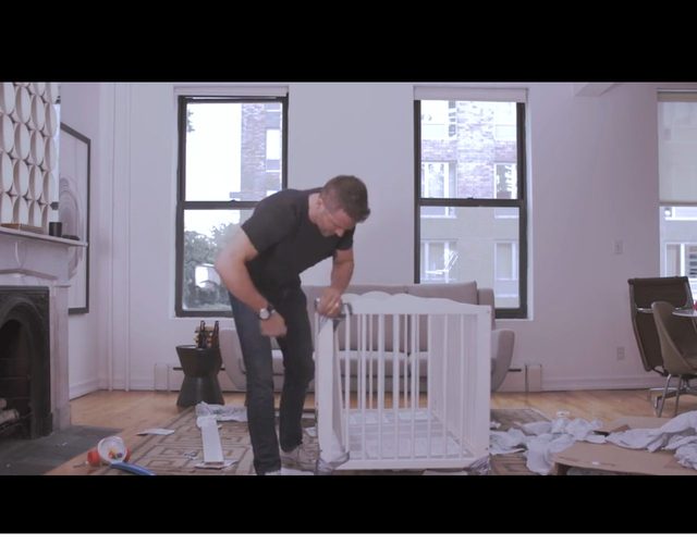 Jest alkohol, są przekleństwa. Ryan Reynolds vs. Ikea