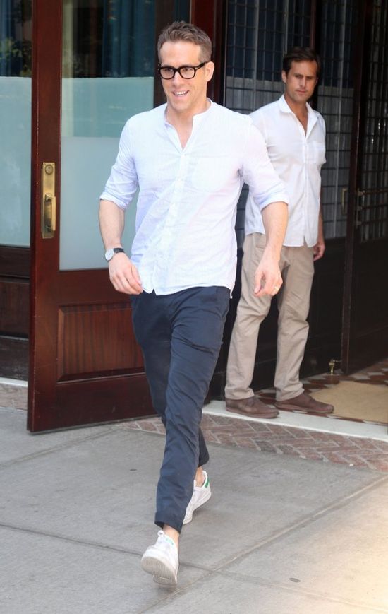 Ryan Reynolds nie krył zażenowania szopką u Taylor Swift Ryan Reynolds nie krył zażenowania szopką u Taylor Swift