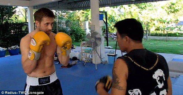 Ryan Gosling bez koszuli (FOTO)