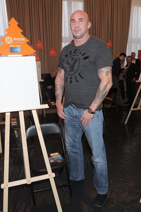 Saleta wyjeżdża z Polski... przez PiS?