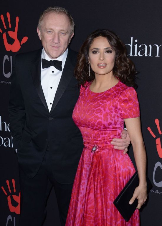 Rihanna zorganizowała imprezę charytatywną! (FOTO) Rihanna zorganizowała imprezę charytatywną! (FOTO)