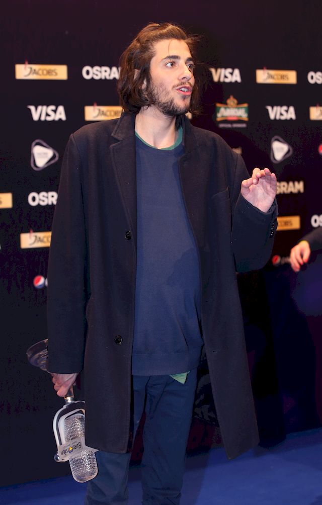 Salvador Sobral jest ciężko chory, czy to... ŚCIEMA?