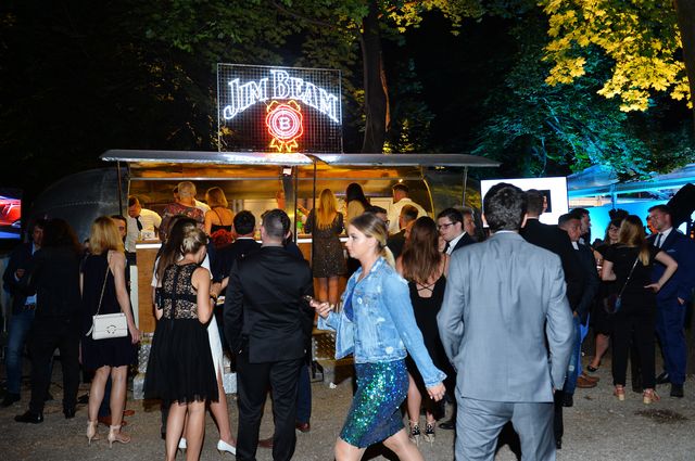 SAMOCHÓD ROKU PLAYBOYA - fantastyczne kreacje i goście imprezy!