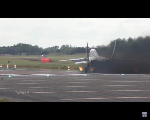 Kapitan Adrian Rojek i jego MiG-29 bohaterami internetu 